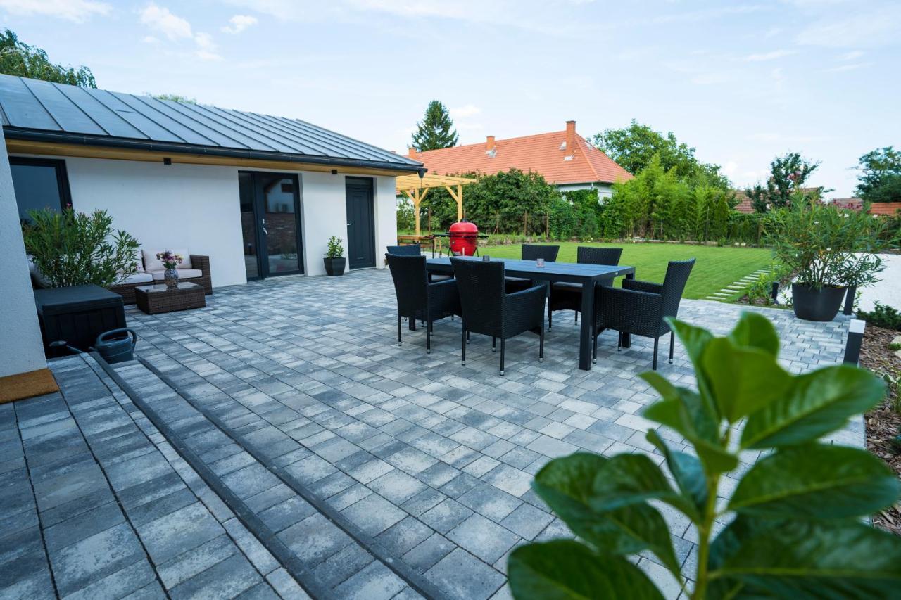 Naturart Vendeghaz Tiszafuered Exterior photo